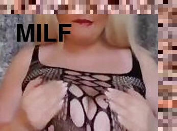 Manchester BBW Layla mae shakes massive knockers