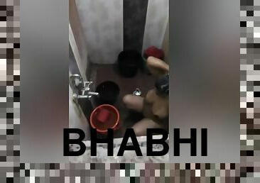 Desi Bhabhi Bathing Capture In Hidden Cam