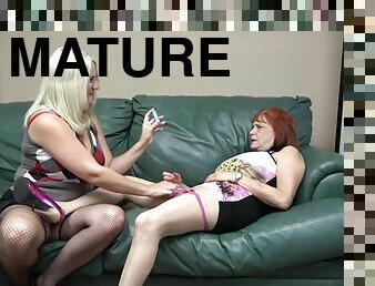 Angie Summers And Anna Moore In Naughty Mature Lesbians Sharing Their Pussies