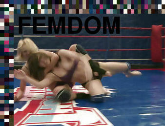 Mandy Dee and Tiffany Doll get nasty in the ring