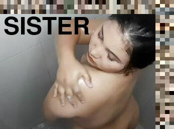 My sexy stepsister takes a shower and I record her without her noticing, she is beautiful