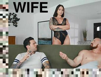 A tattooed guy fucks a wife better than her husband (who sucks in bed)