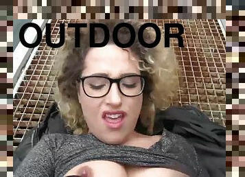 POV outdoor pussy fuck with Alma Del Rey