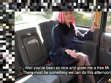 Sex in the cab with pink-haired Roxy Lace