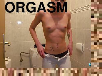Multiple Orgasms In Public Toilet 1 - Public Agent