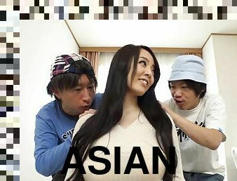 asiatiche, tettone, vulve-pelose, fichette, hardcore, giapponesi, naturali, tettone-busty, bocce, feticci