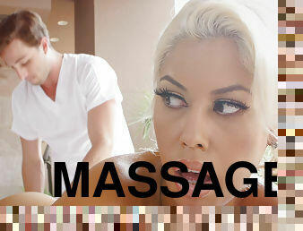 Big assed blonde Bridgette B enjoys hardcore fuck at massage