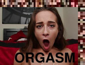 Pound That Vagina - Cassidy Klein POV orgasm video