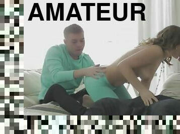 cul, gros-nichons, levrette, giclée, amateur, anal, fellation, ejaculation-sur-le-corps, énorme-bite, ados