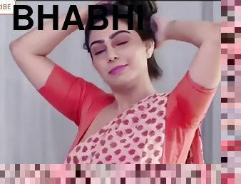 Hot Saree Bhabhi