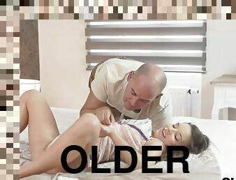 OLD4K. Older dude comes to satisfy all sexual needs of teen chick