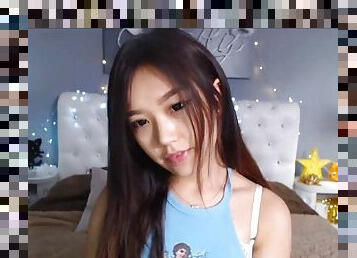 Sweet Japanese webcam girl loves to masturbate naked on cam