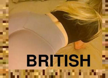 CFNM Assjob off Blonde British MILF in Tight Yoga Pants - Cum on Ass
