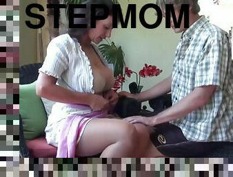 Stepmom & stepson affair 86 (mommy's sex education)