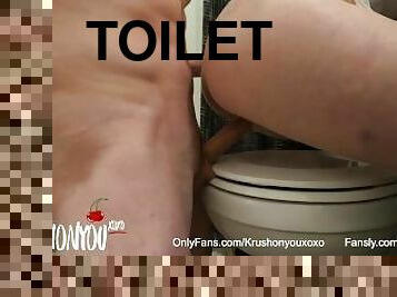 HUMAN TOILET BALLBUSTING