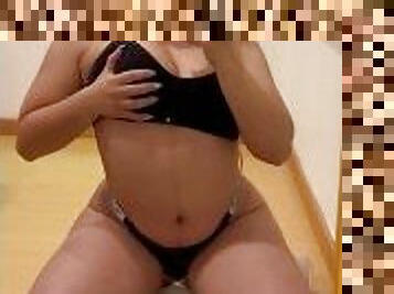 Huge ass tiny waist girl bouncing hips and tits ????????