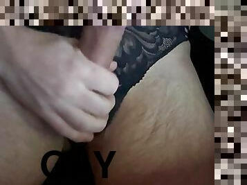 Mastrubate in co-workers panties 