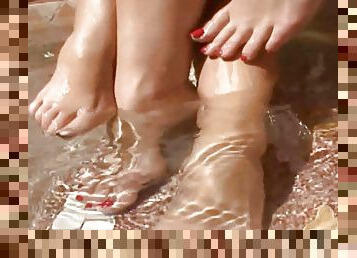feet sex pool fucking bikini foot girls