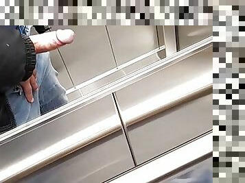 Elevator wank