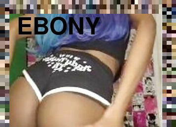 Young ebony slut twerking