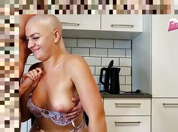 CUM ON HEAD - German curvy amateur teen fucks in the kitchen