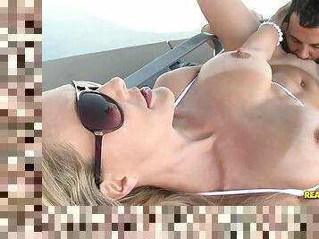 Amoral Brandi Love memorable sex video