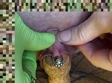 Clit piercing with 5 needles at the time ???? sound on ????