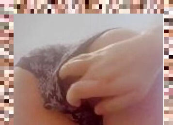 asiático, culo, masturbación, coño-pussy, amateur, japonés, culo-sexy, con-los-dedos, bragas, cachonda