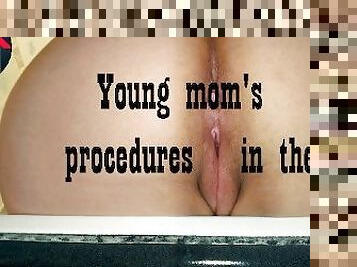 Young mom's procedures in the bath