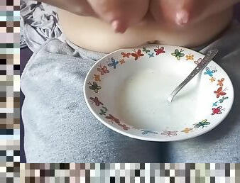 Milking Breast.lots Of Milk.fills A Plate With Breast Milk.spray Milk.mom