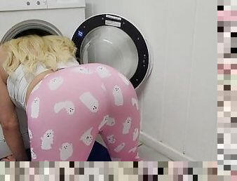 Step Bro Fucked Step Sister While She Is Inside Of Washing Machine - Cumshot