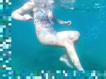 Spreading legs, sexy ass, underwater flower dress