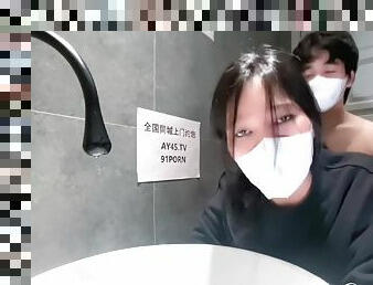 Cheating With My Husbands Friend In Toilet.... He Came On My Hair - Miuzxc / Sex Viet