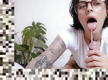 geek tattooed babe with glasses make his dick explode. Mimixpaul