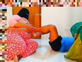 Ripper man gets stuck under bed then Pakistani Hot BBW Hijab Girl fucks him. Big Ass & Boobs Cowgirl