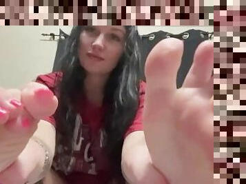 Upclose toes tease jackoff encouragement joi
