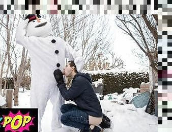 TWINKPOP - Tattooed Guy Bo Sinn Gets Dressed As A Snowman And Fucks All Of Benjamin Blue's Holes