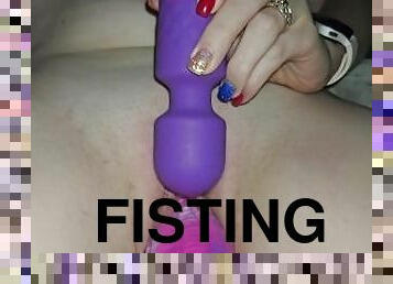 Riding, fisting and a huge toy squirt!