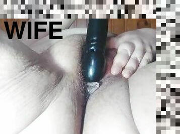 Chubby wife makes her juicy fat pussy cum on a dildo moaning.