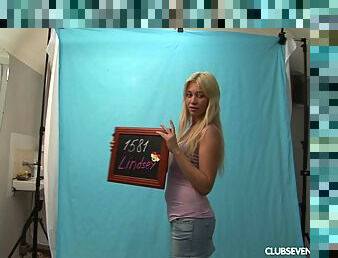 Solo blonde Lindsey posing naked for a casting photoshoot